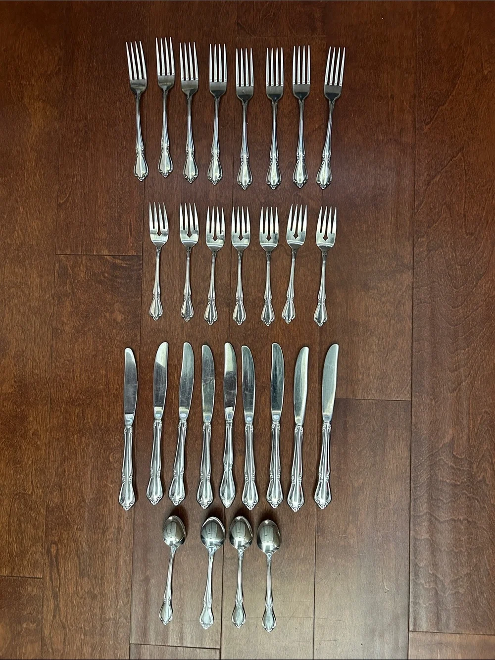 Vintage Oneida Craft Chateaux Deluxe Stainless Steel Flatware Set - 27 Pieces
